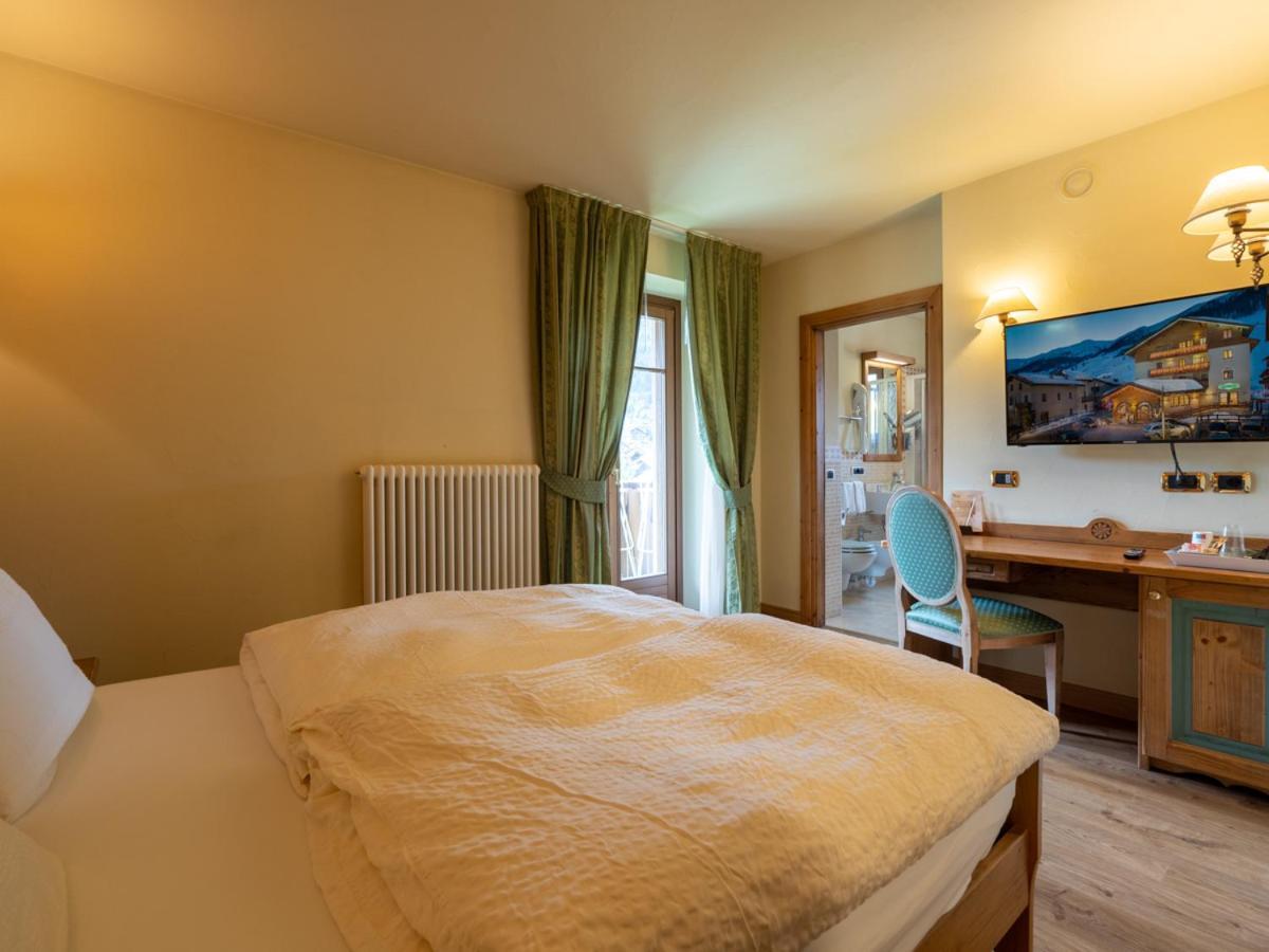 Hotel Cervo Livigno Kültér fotó