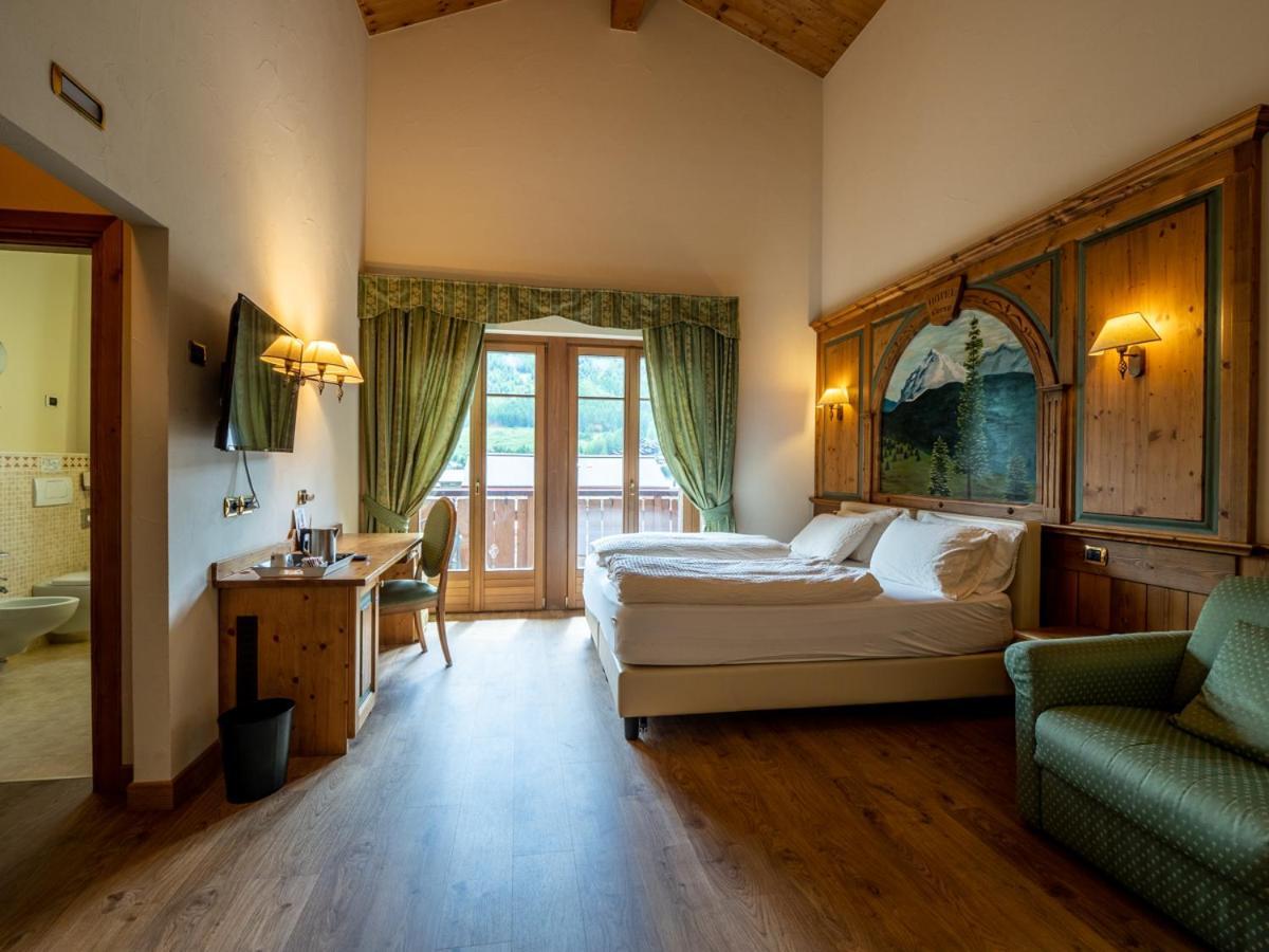 Hotel Cervo Livigno Kültér fotó