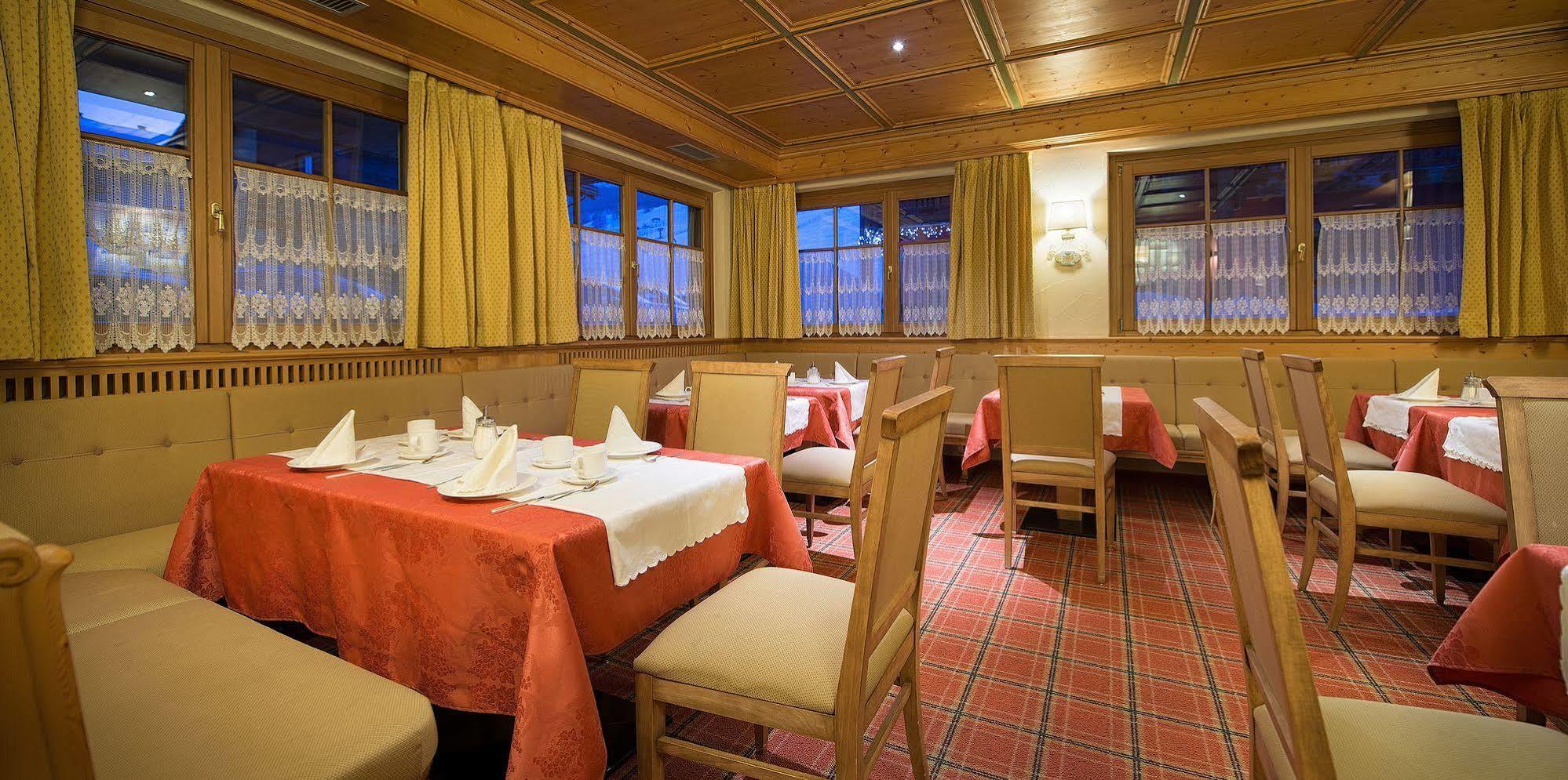 Hotel Cervo Livigno Kültér fotó